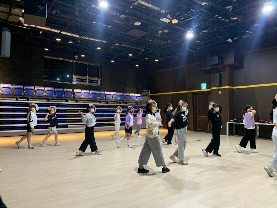 [꿈누리더] 댄스동아리 18회기 이미지