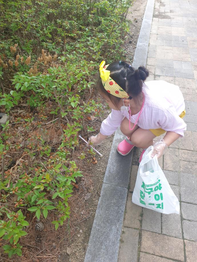 지구야 아프지마..하은이랑 같이놀자♡ 이미지